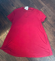WINE KEY HOLE TUNIC WITH POCKETS