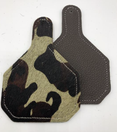CAMO CATTLE TAG SHAPED RESCENTIT CAR CHARMS