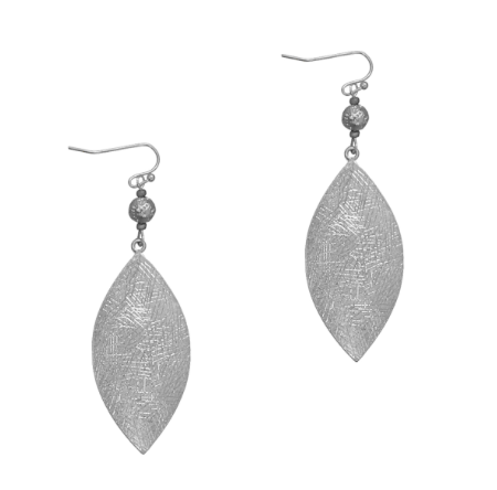 SCRATCHED POINTED OVAL EARRINGS