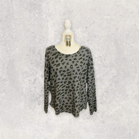 GREY LEO WAFFLE DOLMAN KEYHOLE TOP